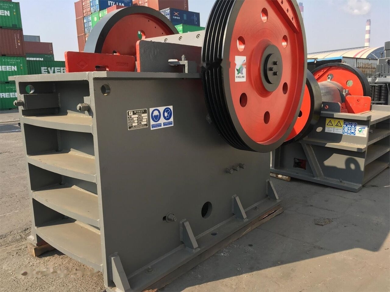 Kinglink PE600x900 Basalt and Granite Jaw Crusher - Concasseur à mâchoires: photos 1 Kinglink PE600x900 Basalt and Granite Jaw Crusher - Concasseur à mâchoires: photos 1