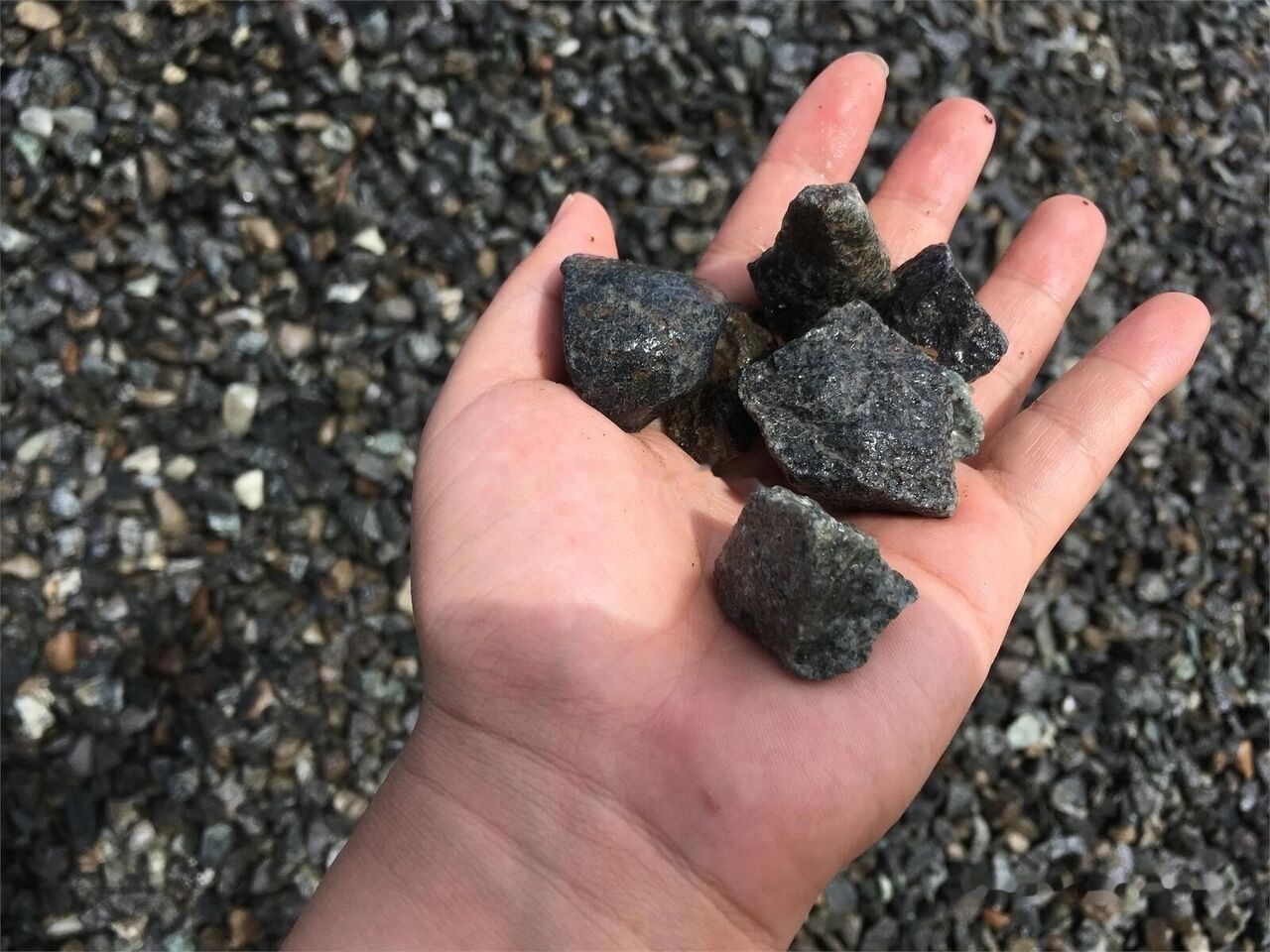 Concasseur neuf Kinglink USINE DE CONCASSAGE DE PIERRES DE RIVIÈRE DE 150 TPH: photos 13