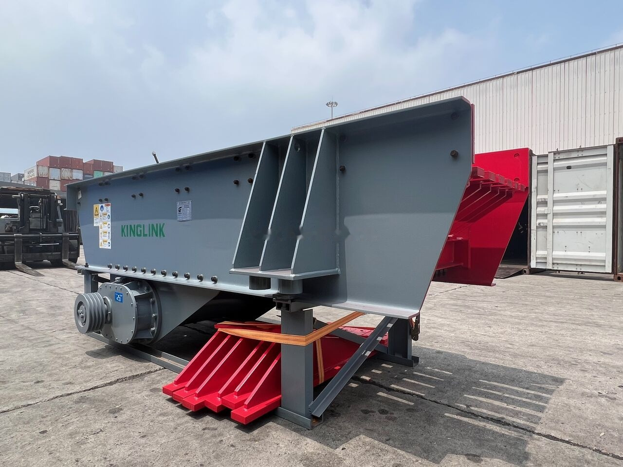 Kinglink Vibrating Grizzly Feeder ZSW380X96 | 150TPH - Machine d'exploitation minière: photos 4 Kinglink Vibrating Grizzly Feeder ZSW380X96 | 150TPH - Machine d'exploitation minière: photos 4