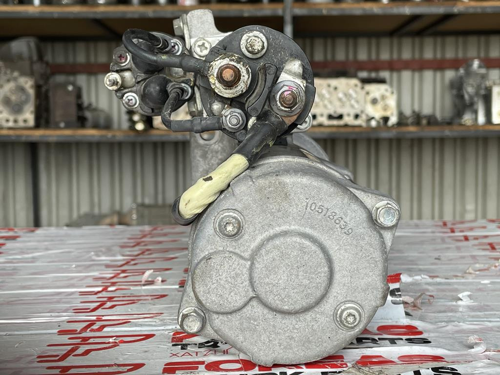 DELCO REMY 24V FOR MERCEDES - 820 0297 - Démarreur pour Camion: photos 2 DELCO REMY 24V FOR MERCEDES - 820 0297 - Démarreur pour Camion: photos 2