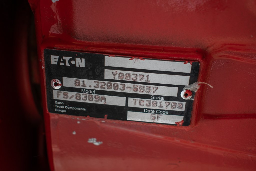 EATON / VICKERS Y08371 - WITH MECHANICAL LEVER WITHOUT INTARDER FOR MAN - Boîte de vitesse pour Camion: photos 4 EATON / VICKERS Y08371 - WITH MECHANICAL LEVER WITHOUT INTARDER FOR MAN - Boîte de vitesse pour Camion: photos 4