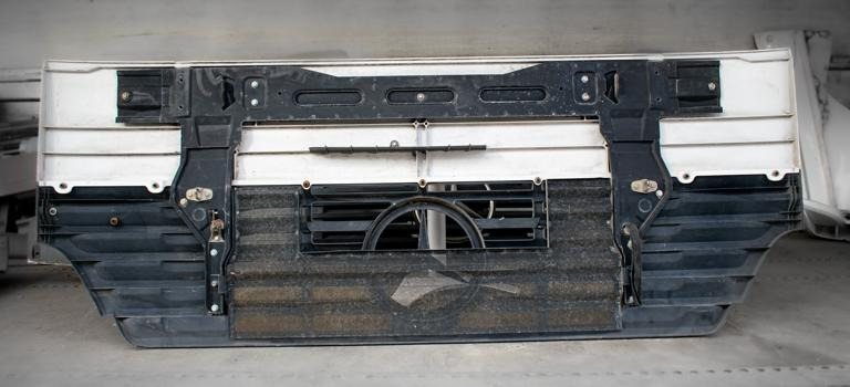 MERCEDES-BENZ ACTROS MEGA MP I - Capot pour Camion: photos 2 MERCEDES-BENZ ACTROS MEGA MP I - Capot pour Camion: photos 2