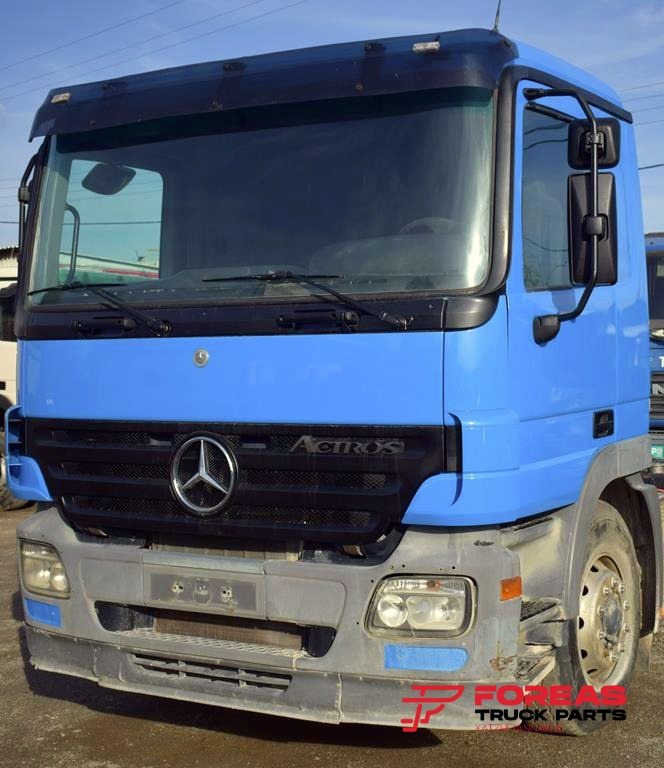 MERCEDES-BENZ ACTROS MP2 MEDIUM - Cabine pour Camion: photos 3 MERCEDES-BENZ ACTROS MP2 MEDIUM - Cabine pour Camion: photos 3