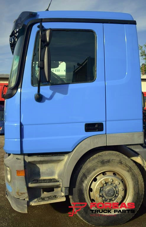 MERCEDES-BENZ ACTROS MP2 MEDIUM - Cabine pour Camion: photos 4 MERCEDES-BENZ ACTROS MP2 MEDIUM - Cabine pour Camion: photos 4