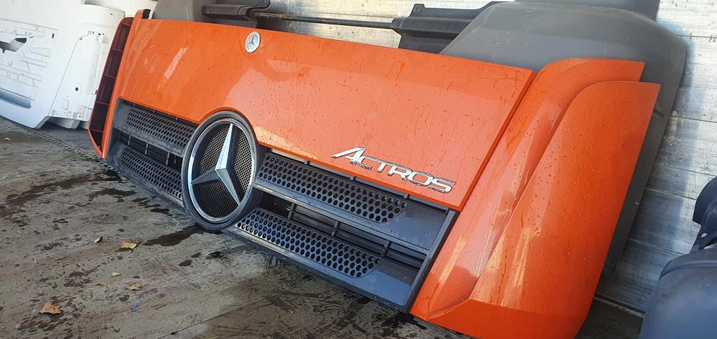 MERCEDES-BENZ ACTROS MP4 - Capot pour Camion: photos 2 MERCEDES-BENZ ACTROS MP4 - Capot pour Camion: photos 2
