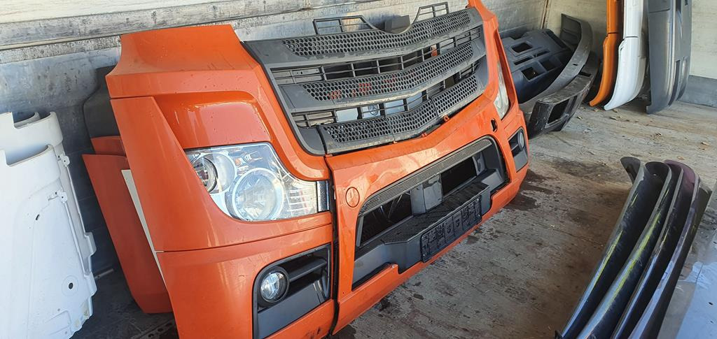 MERCEDES-BENZ ACTROS MP4 - Pare-chocs pour Camion: photos 3 MERCEDES-BENZ ACTROS MP4 - Pare-chocs pour Camion: photos 3