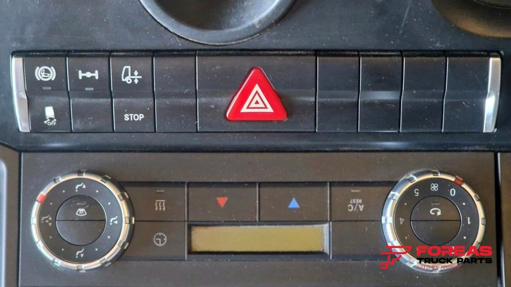 MERCEDES-BENZ ACTROS MP4 - Panel de instrumentos pour Camion: photos 5 MERCEDES-BENZ ACTROS MP4 - Panel de instrumentos pour Camion: photos 5