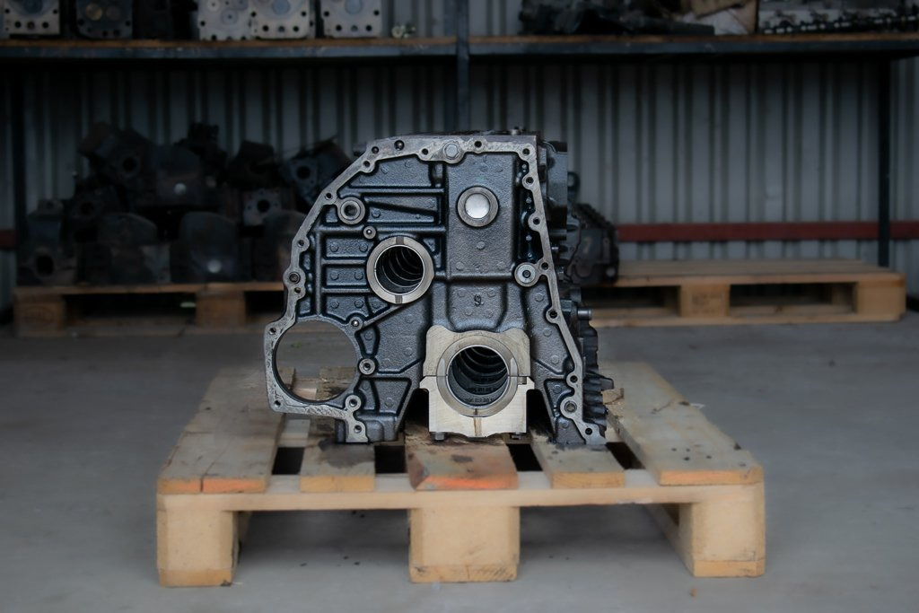 MERCEDES-BENZ ATEGO 6CYLINDER EURO 4 - Bloc-cylindres pour Camion: photos 2 MERCEDES-BENZ ATEGO 6CYLINDER EURO 4 - Bloc-cylindres pour Camion: photos 2