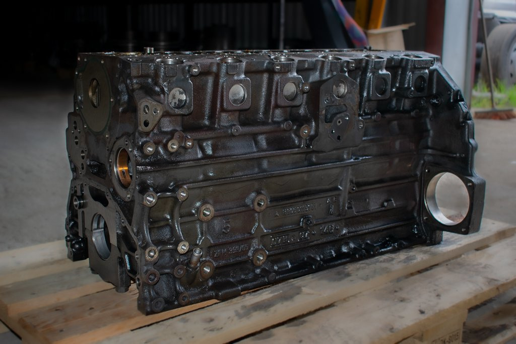 MERCEDES-BENZ ATEGO 6CYLINDER EURO 4 - Bloc-cylindres pour Camion: photos 4 MERCEDES-BENZ ATEGO 6CYLINDER EURO 4 - Bloc-cylindres pour Camion: photos 4