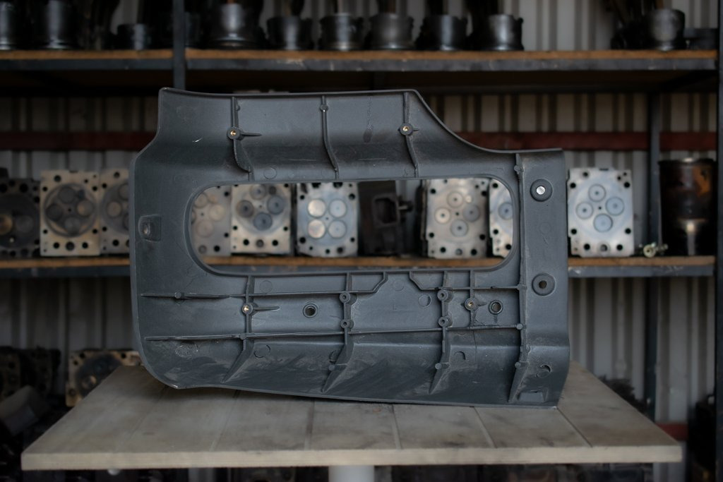 MERCEDES-BENZ ATEGO NARROW LEFT - DRIVER - Angle de pare-chocs pour Camion: photos 2 MERCEDES-BENZ ATEGO NARROW LEFT - DRIVER - Angle de pare-chocs pour Camion: photos 2