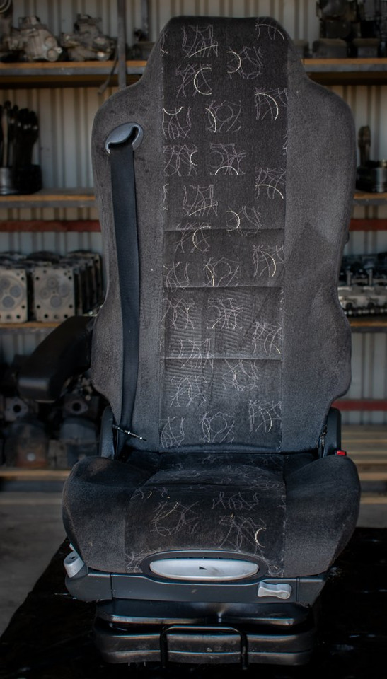 MERCEDES-BENZ AXOR PASSENGER AIR SEAT - Siège pour Camion: photos 1 MERCEDES-BENZ AXOR PASSENGER AIR SEAT - Siège pour Camion: photos 1
