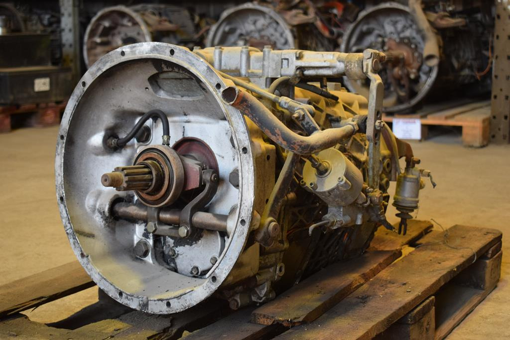 VOLVO - Boîte de vitesse pour Camion: photos 1 VOLVO - Boîte de vitesse pour Camion: photos 1