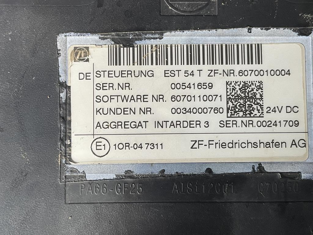 ZF INTARDER 3 - 6070010004 - Bloc de gestion pour Camion: photos 2 ZF INTARDER 3 - 6070010004 - Bloc de gestion pour Camion: photos 2