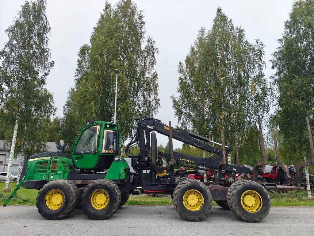 John Deere 1210 E - Abatteuse: photos 2 John Deere 1210 E - Abatteuse: photos 2