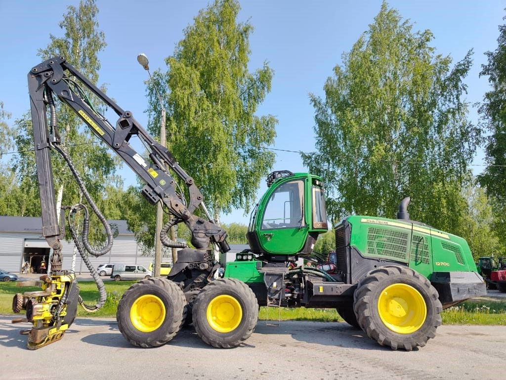 John Deere 1270 G - Abatteuse: photos 2 John Deere 1270 G - Abatteuse: photos 2