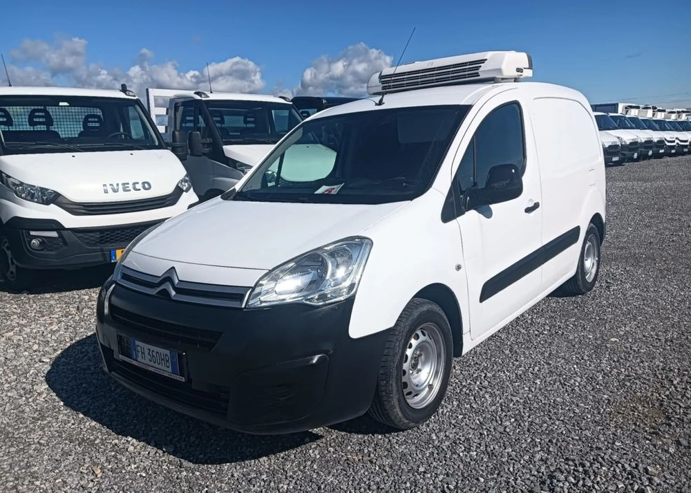 Citroën BERLINGO , PEUGEOT PARTNER - Véhicule utilitaire frigorifique: photos 4 Citroën BERLINGO , PEUGEOT PARTNER - Véhicule utilitaire frigorifique: photos 4