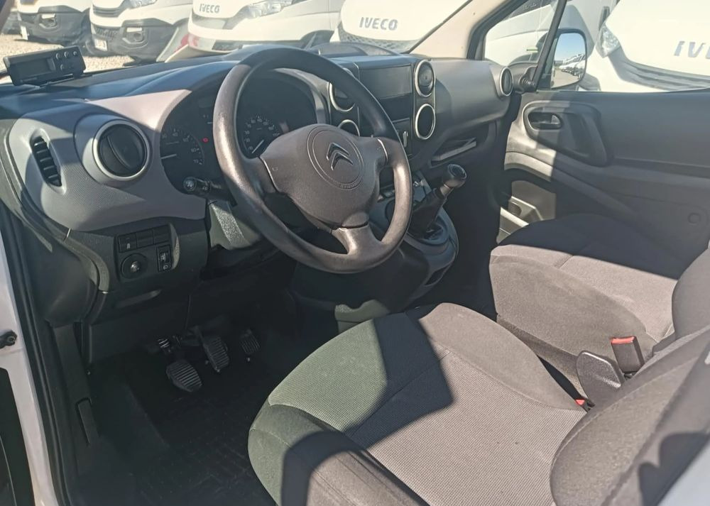 Citroën BERLINGO , PEUGEOT PARTNER - Véhicule utilitaire frigorifique: photos 5 Citroën BERLINGO , PEUGEOT PARTNER - Véhicule utilitaire frigorifique: photos 5