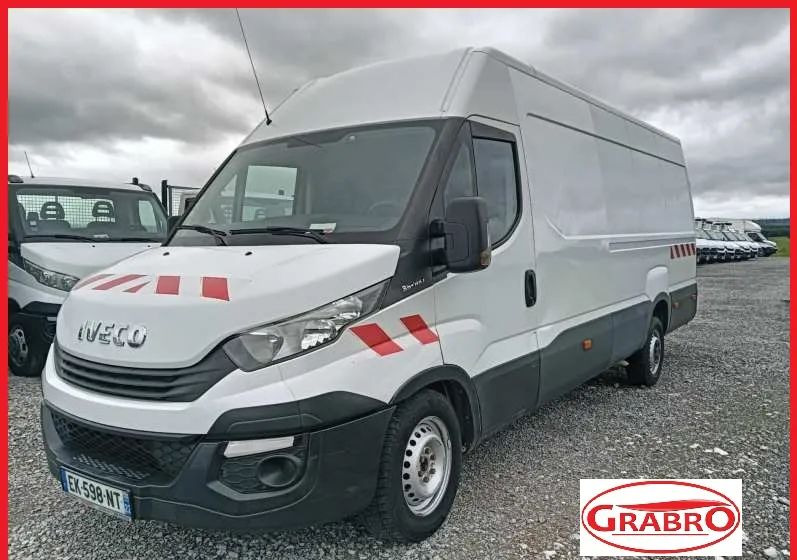Iveco 35S14,35S13,35C13,35C12, - Fourgon utilitaire: photos 1 Iveco 35S14,35S13,35C13,35C12, - Fourgon utilitaire: photos 1
