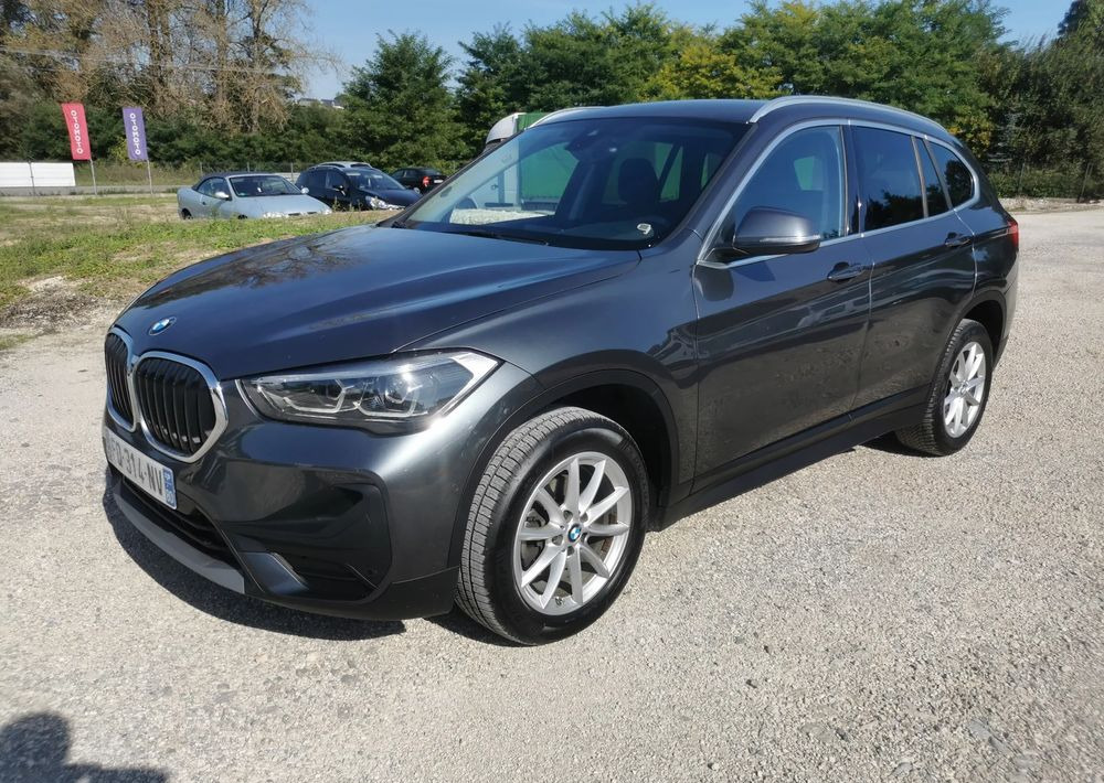 BMW X1 sDrive16d - Voiture: photos 2 BMW X1 sDrive16d - Voiture: photos 2