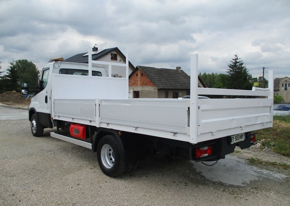 Iveco Daily 3.0 na bliźniaku 70C18 skrzynia, laweta, rama, HDS, 70-180 kiper - Camion plateau: photos 5 Iveco Daily 3.0 na bliźniaku 70C18 skrzynia, laweta, rama, HDS, 70-180 kiper - Camion plateau: photos 5