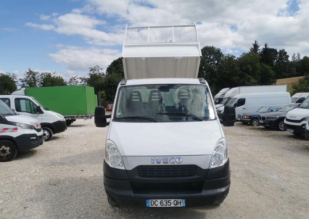 Iveco Daily 35C11 Kiper wywrotka Hak Bliźniak sprowadzony 35C12 - Véhicule utilitaire benne: photos 2 Iveco Daily 35C11 Kiper wywrotka Hak Bliźniak sprowadzony 35C12 - Véhicule utilitaire benne: photos 2