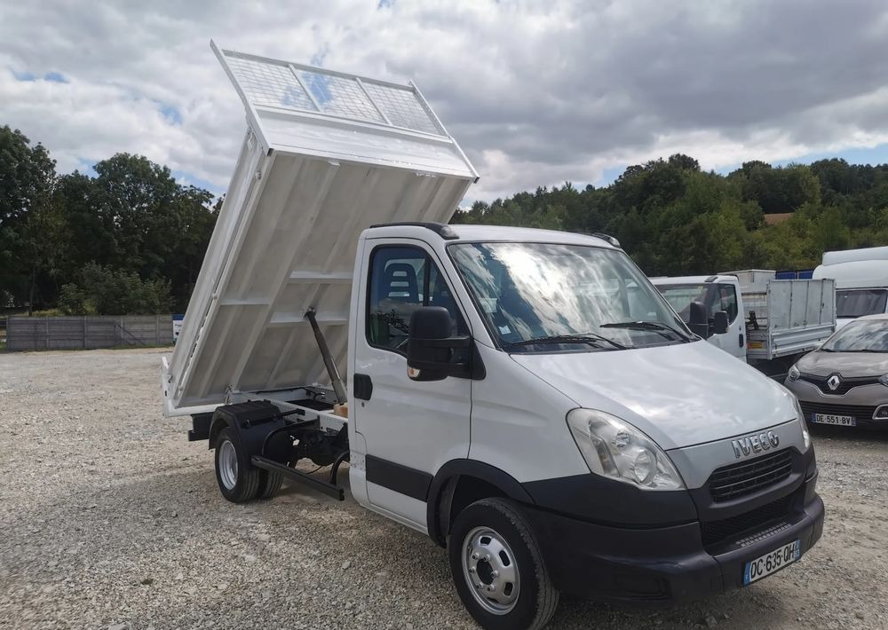 Iveco Daily 35C11 Kiper wywrotka Hak Bliźniak sprowadzony 35C12 - Véhicule utilitaire benne: photos 3 Iveco Daily 35C11 Kiper wywrotka Hak Bliźniak sprowadzony 35C12 - Véhicule utilitaire benne: photos 3