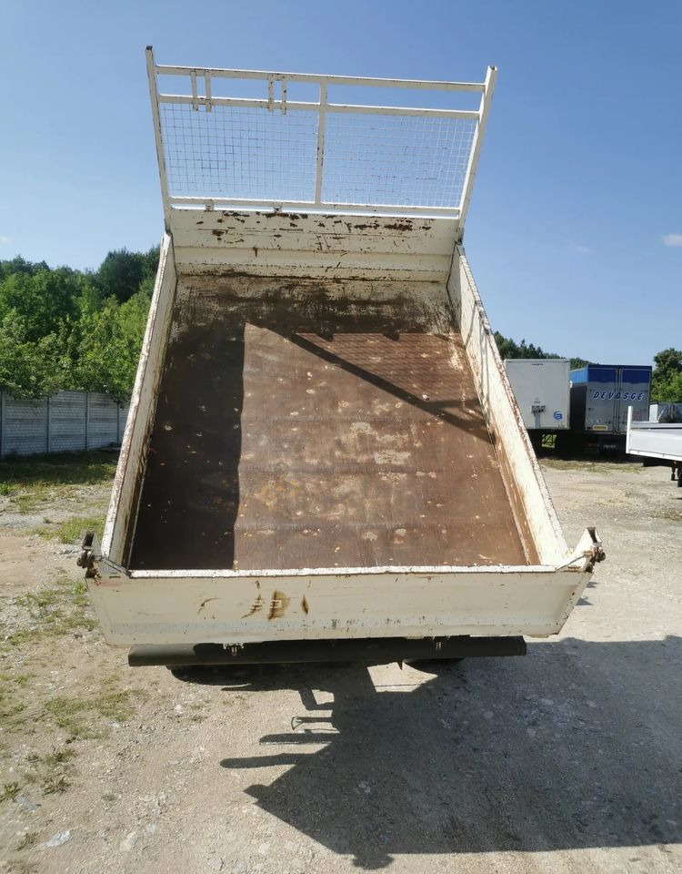 Iveco Daily 35C11 Kiper wywrotka Hak Bliźniak sprowadzony - Véhicule utilitaire benne: photos 5 Iveco Daily 35C11 Kiper wywrotka Hak Bliźniak sprowadzony - Véhicule utilitaire benne: photos 5