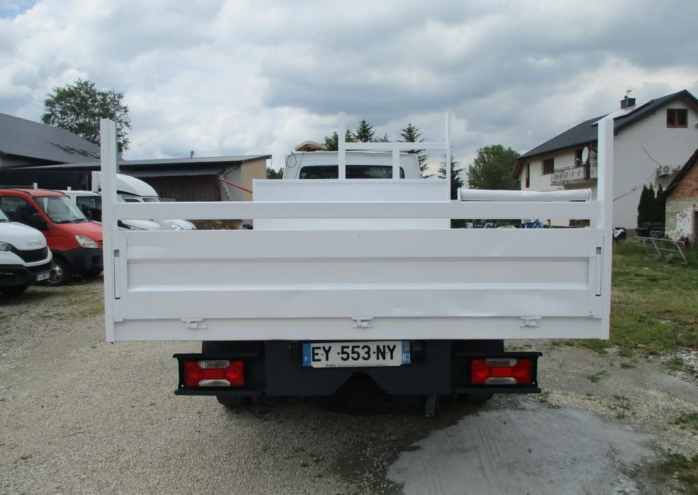 - Camion plateau: photos 5 - Camion plateau: photos 5