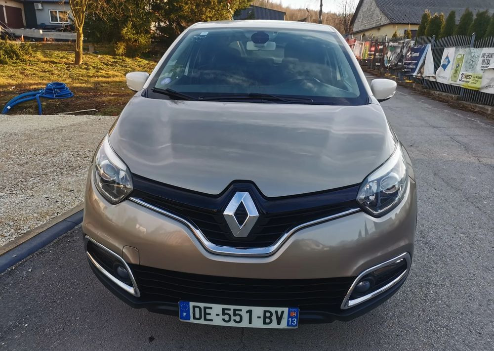 Renault Captur 0.9 Energy TCe Intens - Voiture: photos 3 Renault Captur 0.9 Energy TCe Intens - Voiture: photos 3