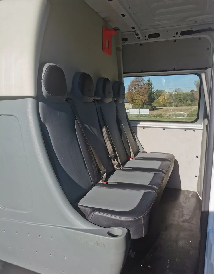 Fourgon utilitaire Renault Master L3H2 doka 7-osobowy Długi klima 2.3dCi-125KM Brygadówka: photos 11 Fourgon utilitaire Renault Master L3H2 doka 7-osobowy Długi klima 2.3dCi-125KM Brygadówka: photos 11