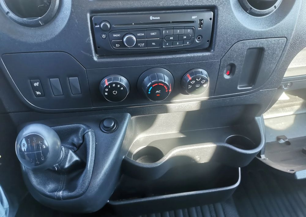 Fourgon utilitaire Renault Master L3H2 doka 7-osobowy Długi klima 2.3dCi-125KM Brygadówka: photos 13 Fourgon utilitaire Renault Master L3H2 doka 7-osobowy Długi klima 2.3dCi-125KM Brygadówka: photos 13