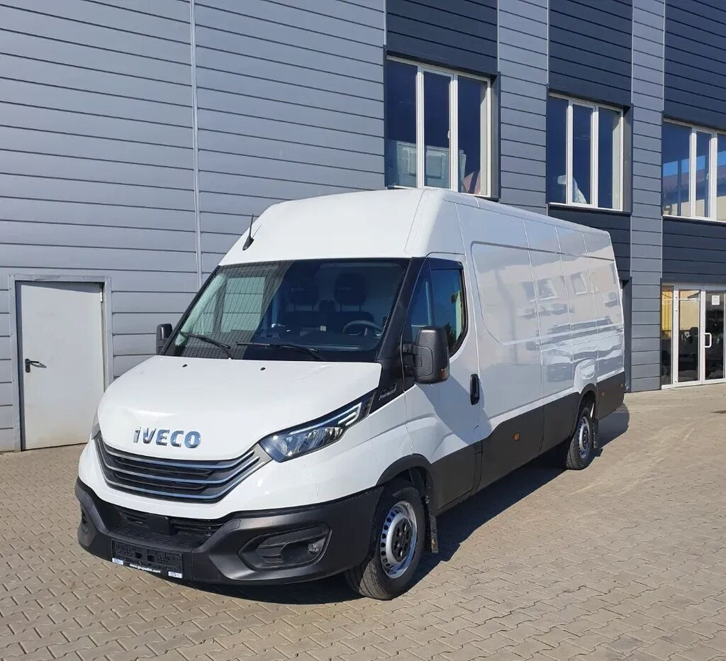 IVECO Daily 35S18 - Fourgon utilitaire: photos 1 IVECO Daily 35S18 - Fourgon utilitaire: photos 1