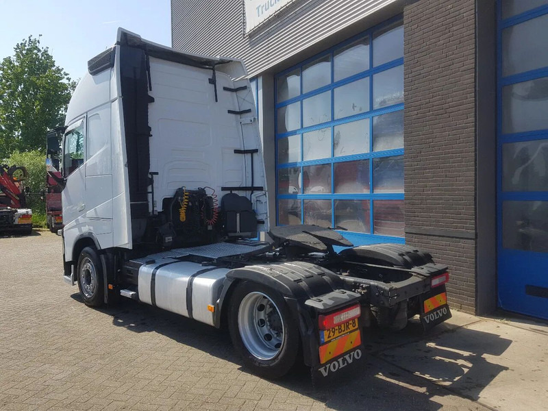Volvo FH 420 Low deck XL Cabine hefschotel I-Parc Cool - Tracteur routier: photos 4 Volvo FH 420 Low deck XL Cabine hefschotel I-Parc Cool - Tracteur routier: photos 4