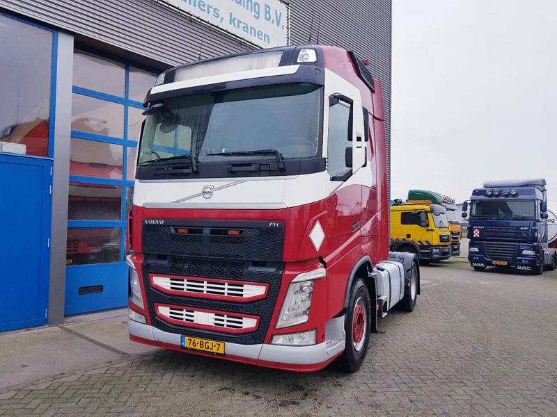 Volvo FH 460 Double Tank Apk TÜV - Tracteur routier: photos 2 Volvo FH 460 Double Tank Apk TÜV - Tracteur routier: photos 2