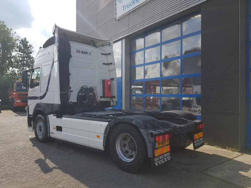Volvo FM 420 Globetrotter XL Double tank - Tracteur routier: photos 4 Volvo FM 420 Globetrotter XL Double tank - Tracteur routier: photos 4