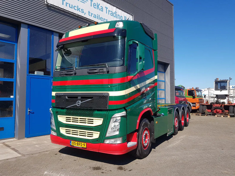 Volvo FH 500 8x2 Euro 6 Netherlands truck - Camion porte-conteneur/ Caisse mobile: photos 2 Volvo FH 500 8x2 Euro 6 Netherlands truck - Camion porte-conteneur/ Caisse mobile: photos 2