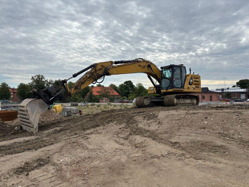 Caterpillar 323 - Pelle sur chenille: photos 1 Caterpillar 323 - Pelle sur chenille: photos 1