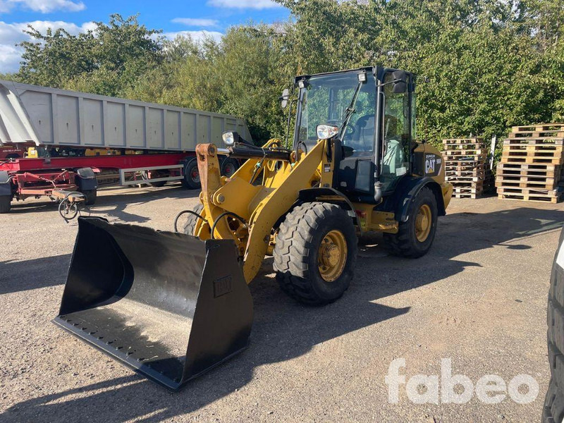 Caterpillar 906H - Chargeuse sur pneus: photos 1 Caterpillar 906H - Chargeuse sur pneus: photos 1