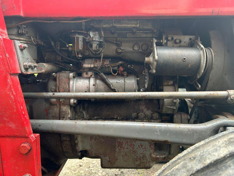 Massey Ferguson 135 - Tracteur agricole: photos 4 Massey Ferguson 135 - Tracteur agricole: photos 4