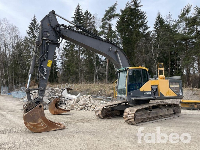 Volvo EC300EL - Pelle sur chenille: photos 1 Volvo EC300EL - Pelle sur chenille: photos 1