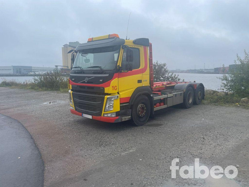 Volvo FM 370 - Camion ampliroll: photos 1 Volvo FM 370 - Camion ampliroll: photos 1