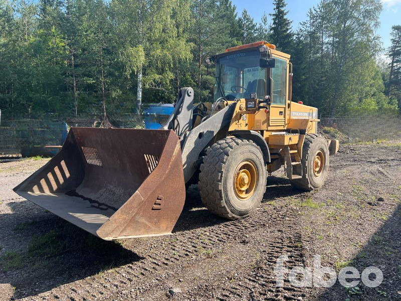 Volvo L90C - Chargeuse sur pneus: photos 1 Volvo L90C - Chargeuse sur pneus: photos 1