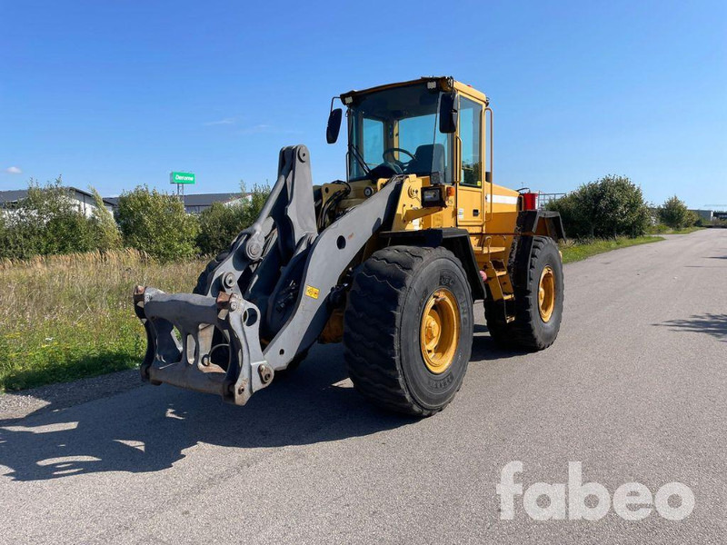 Volvo L90D - Chargeuse sur pneus: photos 1 Volvo L90D - Chargeuse sur pneus: photos 1