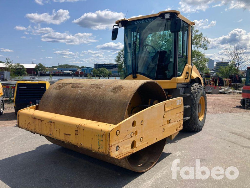 Volvo SD135 - Compacteur: photos 1 Volvo SD135 - Compacteur: photos 1