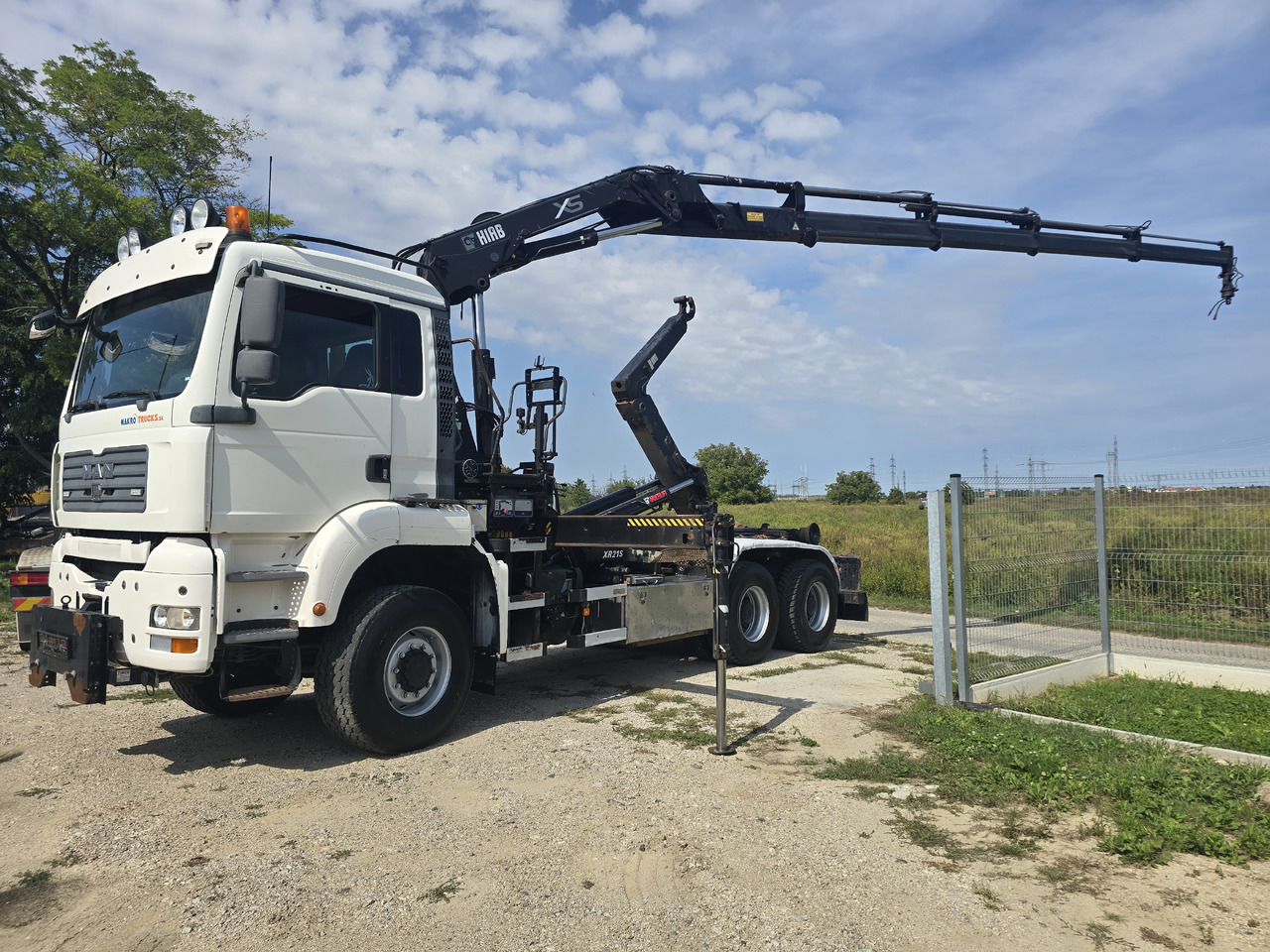 MAN TGA 26.440 6X6 / HOOK SYSTEM / HIAB 166D REMOTE SPECIAL PRICE ONLY THIS YEAR - Camion ampliroll, Camion grue: photos 3 MAN TGA 26.440 6X6 / HOOK SYSTEM / HIAB 166D REMOTE SPECIAL PRICE ONLY THIS YEAR - Camion ampliroll, Camion grue: photos 3
