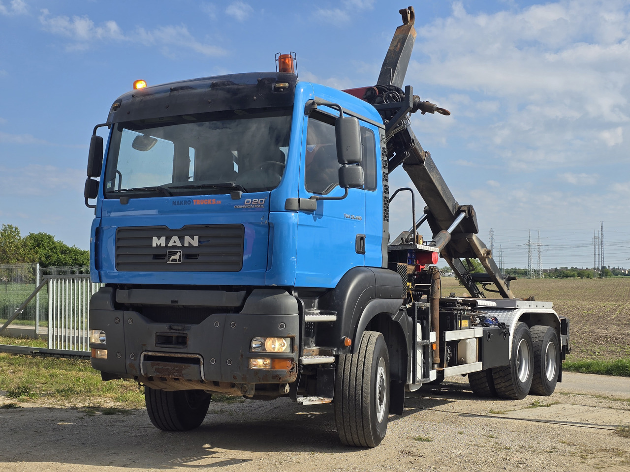 MAN TGA 33.430 6X6 / HMF 1823 K3+REM.CON./ HOOK SYSTEM 2x in stock - Camion ampliroll, Camion grue: photos 5 MAN TGA 33.430 6X6 / HMF 1823 K3+REM.CON./ HOOK SYSTEM 2x in stock - Camion ampliroll, Camion grue: photos 5