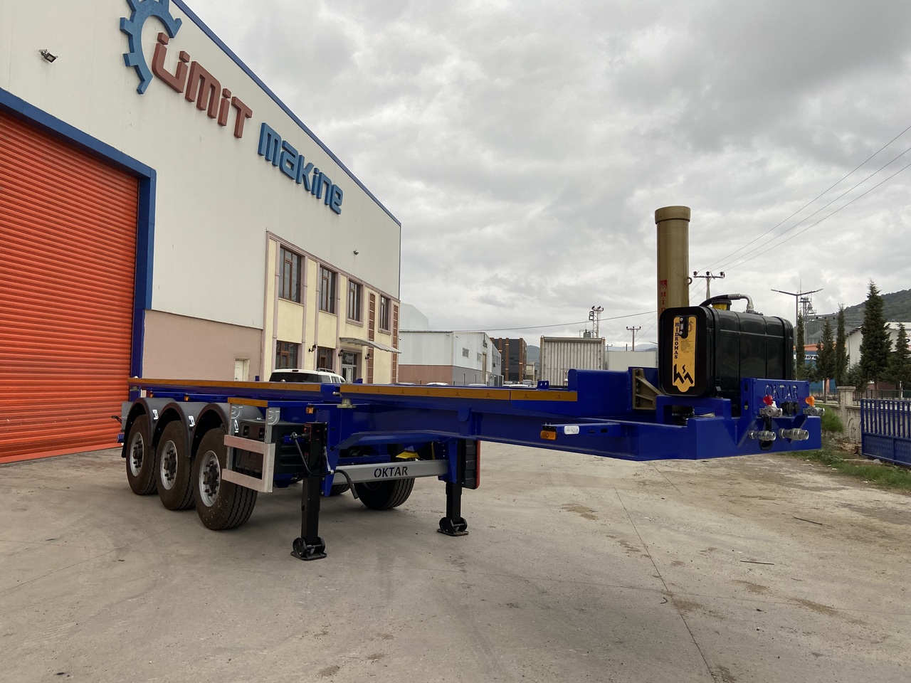 OKTAR CONTAINER TIPPER TRAILER ADR 2025 - Semi-remorque porte-conteneur/ Caisse mobile: photos 2 OKTAR CONTAINER TIPPER TRAILER ADR 2025 - Semi-remorque porte-conteneur/ Caisse mobile: photos 2