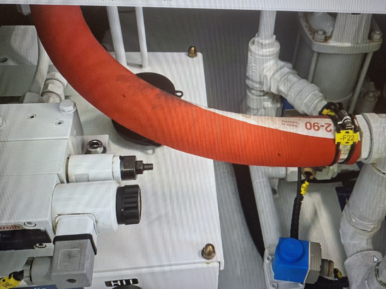 Mercedes311 CDI/30/Vestergaard WSU - Équipement aéroportuaire: photos 4 Mercedes311 CDI/30/Vestergaard WSU - Équipement aéroportuaire: photos 4