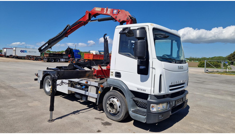 Iveco Eurocargo 120E25 4X2 HMF910 - Camion ampliroll, Camion grue: photos 2 Iveco Eurocargo 120E25 4X2 HMF910 - Camion ampliroll, Camion grue: photos 2