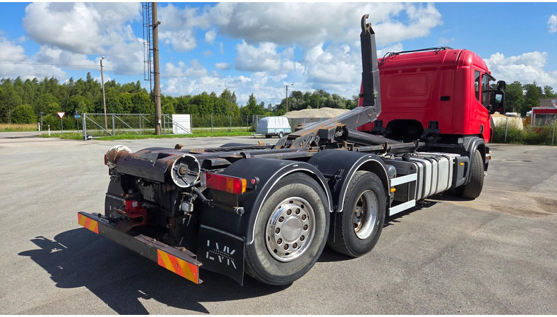 Scania P420 6X2*4 - Camion ampliroll: photos 3 Scania P420 6X2*4 - Camion ampliroll: photos 3
